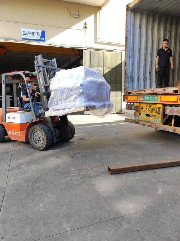 単面印刷装置 紙プレートの塗装のための6色折り紙印刷機