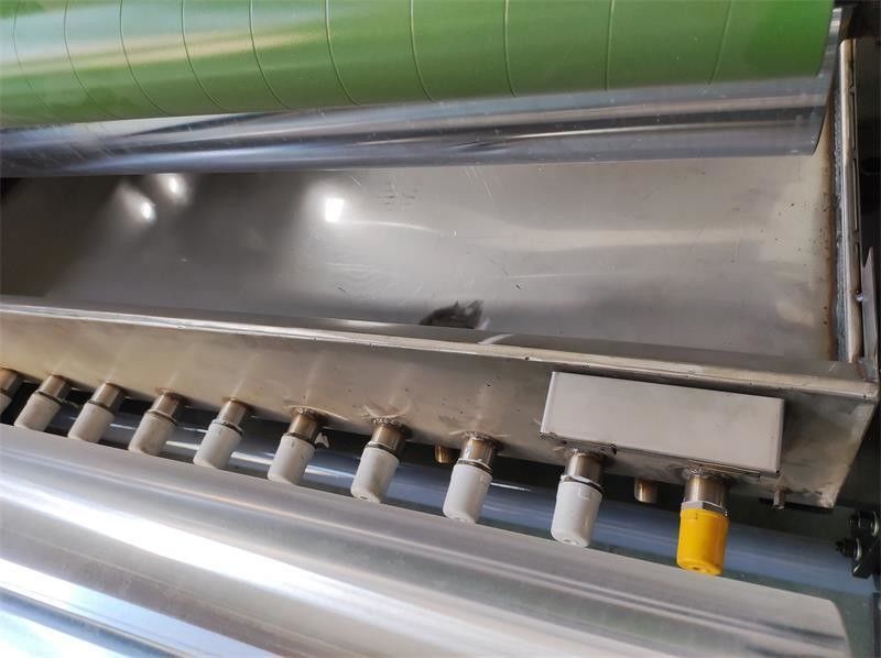 高速ハンバーガー紙塗装機 生産のための一貫したワックス塗装
