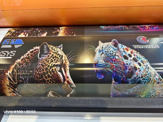 高速印刷のためのセルボ駆動システムを持つスリーブ型フレックス印刷機